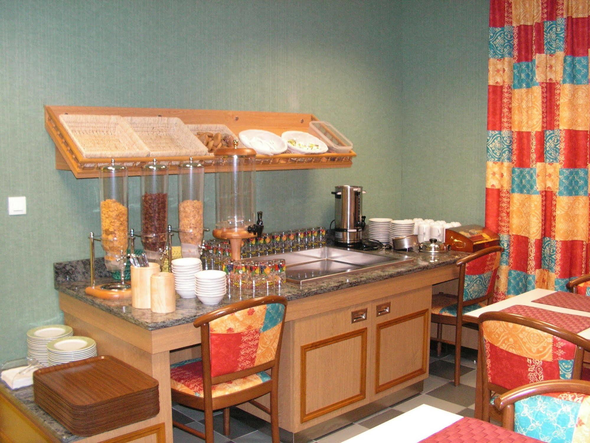 Hotel Siatel Metz Norroy-le-Veneur Екстер'єр фото